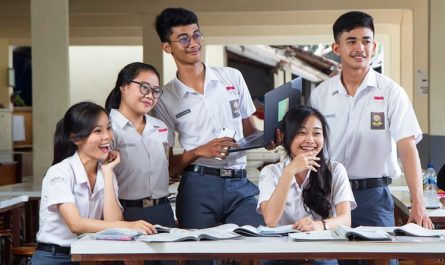 Rekomendasi Sekolah Menengah Atas Di Luar Negeri