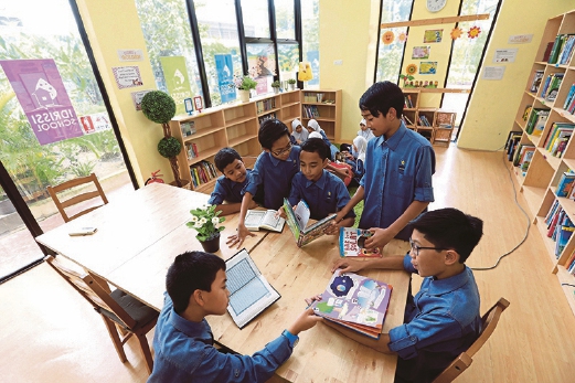 International Islamic School with Curriculum